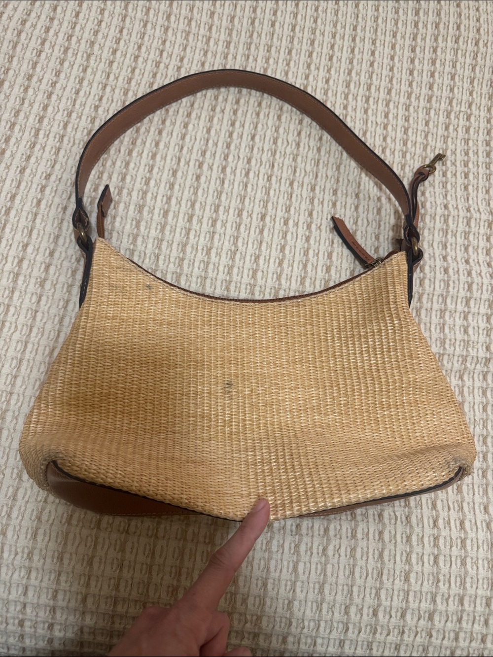 Woven Straw Shoulder Bag with Embroidered Floral Accents - Natural - Picture 4 of 5